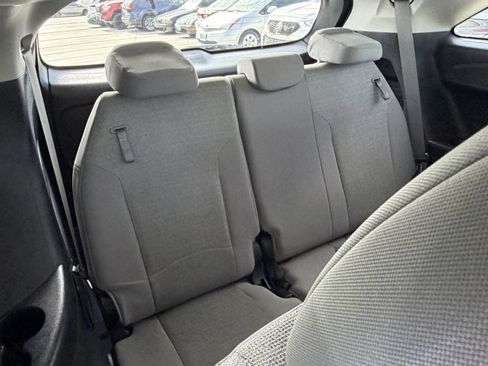 Certified 2025 Toyota Sienna LE FWD image 13