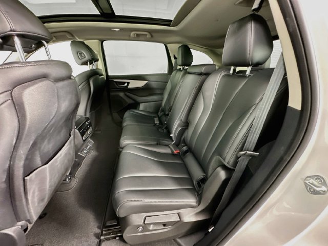 Used 2024 Acura MDX SH-AWD image 25