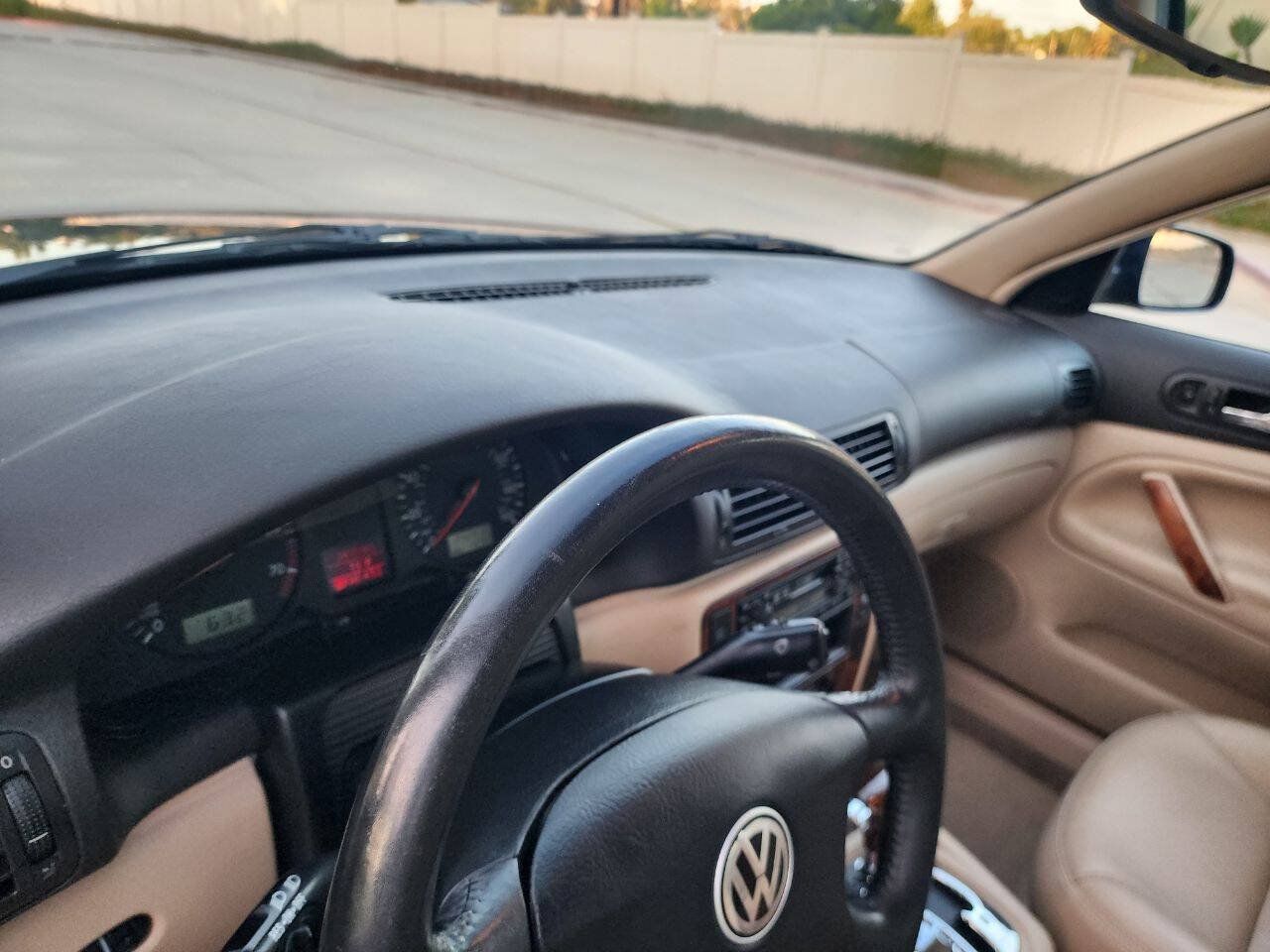 Used 2000 Volkswagen Passat GLX AWD/4WD image 26