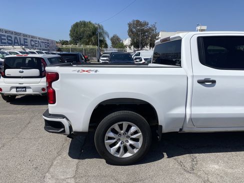 Used 2022 Chevrolet Silverado 1500 Custom AWD/4WD image 8