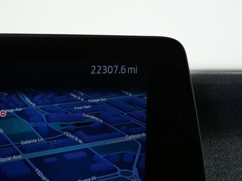 Certified 2025 Ford Expedition Active image 25