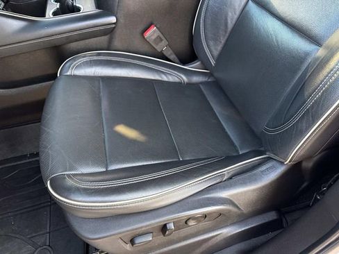 Used 2021 Chevrolet Tahoe Premier w/ Premium Package image 15