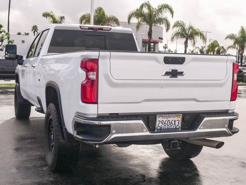 Used 2024 Chevrolet Silverado 2500 LTZ w/ LTZ Convenience Package image 7