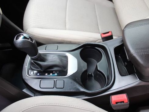 Used 2016 Hyundai Santa Fe Sport image 22