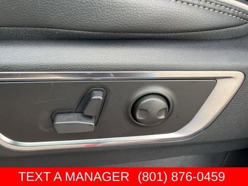 New 2026 RAM 1500 Laramie AWD/4WD image 17