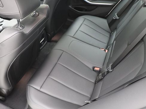 Used 2024 BMW 330i xDrive Sedan w/ M Sport Package image 10