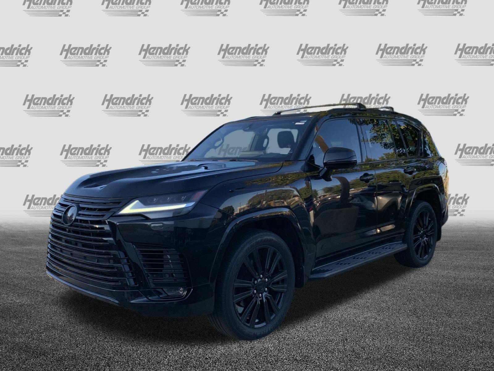 Used 2022 Lexus LX 600 4WD w/ Accessory Package (Z1) image 5