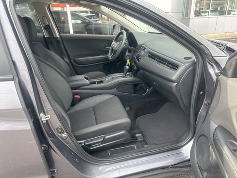 Used 2020 Honda HR-V LX image 7