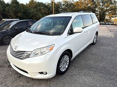 Used 2016 Toyota Sienna XLE Premium