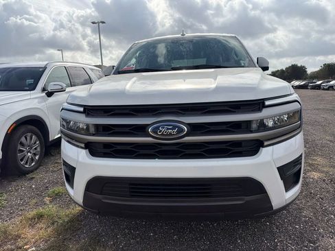 Used 2024 Ford Expedition Max XLT RWD image 5