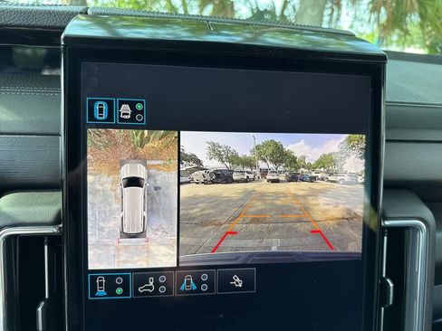 Used 2025 GMC Yukon XL Denali AWD/4WD image 63