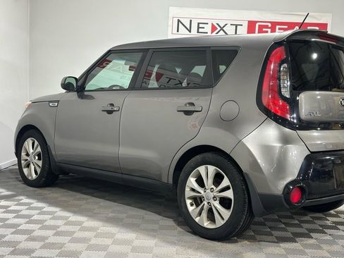 Used 2016 Kia Soul + w/ Primo Package FWD image 8