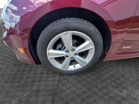Used 2016 Chevrolet Cruze LT w/ Sun, Sound and Sport Package FWD image 13