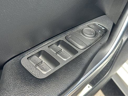 Used 2018 Kia Stinger GT RWD image 33