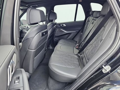 Used 2025 BMW X5 xDrive40i AWD/4WD image 31