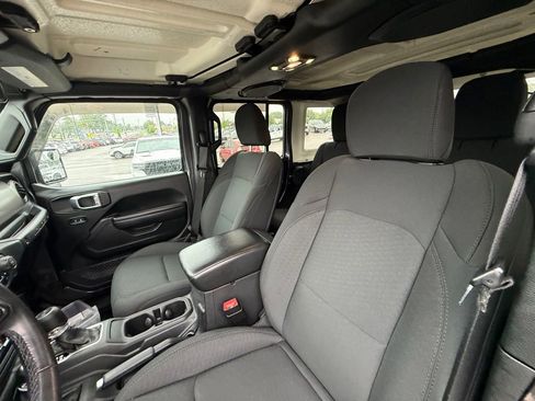 Used 2021 Jeep Wrangler Unlimited Sport AWD/4WD image 13