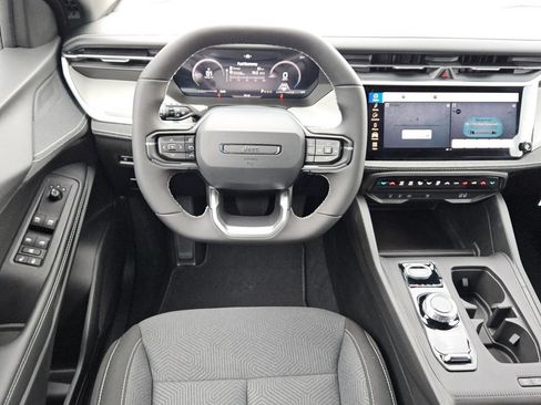New 2026 Jeep Cherokee Laredo AWD/4WD image 12