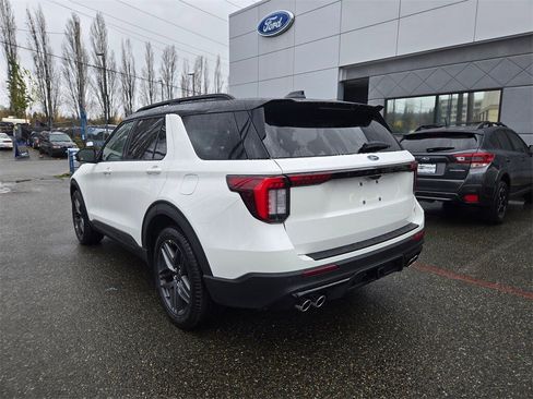 New 2026 Ford Explorer ST image 7
