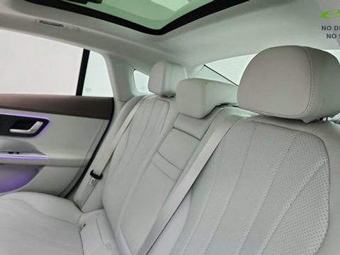 Used 2025 Mercedes-Benz EQE 350+ Sedan image 29