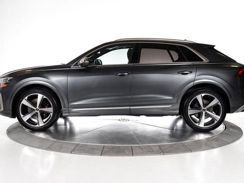 Used 2024 Audi SQ8 Prestige AWD/4WD image 2