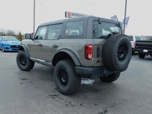 New 2025 Ford Bronco 4-Door image 7