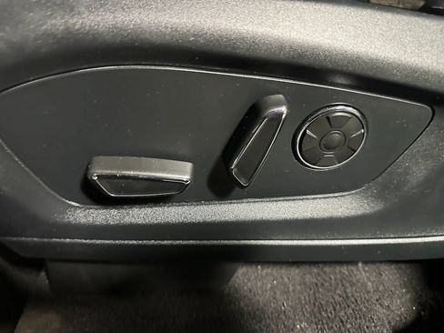 Used 2020 Ford Explorer ST w/ Premium Technology Package AWD/4WD image 19