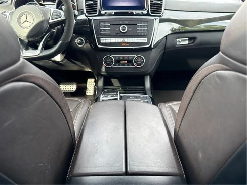 Used 2019 Mercedes-Benz GLS 63 AMG 4MATIC w/ AMG Night Styling Package image 27