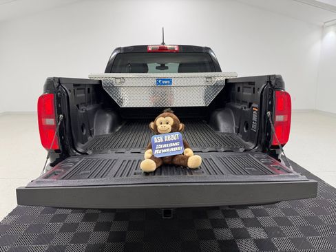 Used 2017 Chevrolet Colorado W/T w/ Custom Special Edition image 11