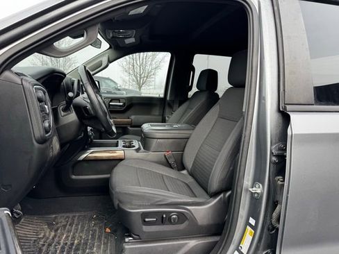 Used 2021 Chevrolet Silverado 1500 LT Trail Boss w/ Bed Protection Package image 8