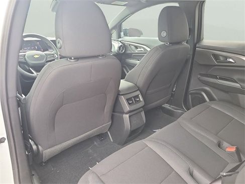 New 2026 Chevrolet Equinox EV LT image 14