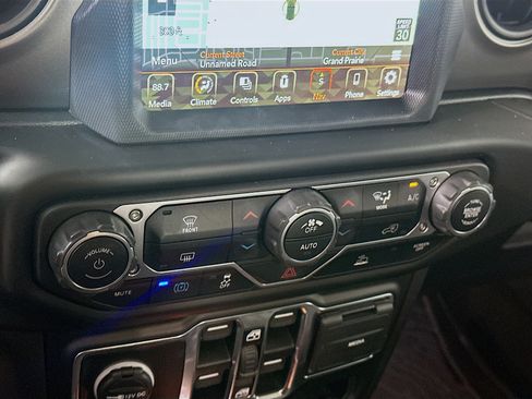 Used 2023 Jeep Wrangler Unlimited w/ 8.4" Radio Group AWD/4WD image 23