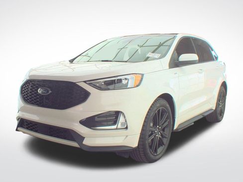 Used 2023 Ford Edge ST-Line image 1
