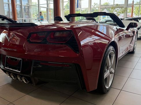 Used 2015 Chevrolet Corvette Stingray Convertible RWD image 24