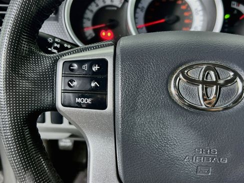 Used 2013 Toyota Tacoma 4x4 Access Cab V6 w/ SR5 Pkg image 18