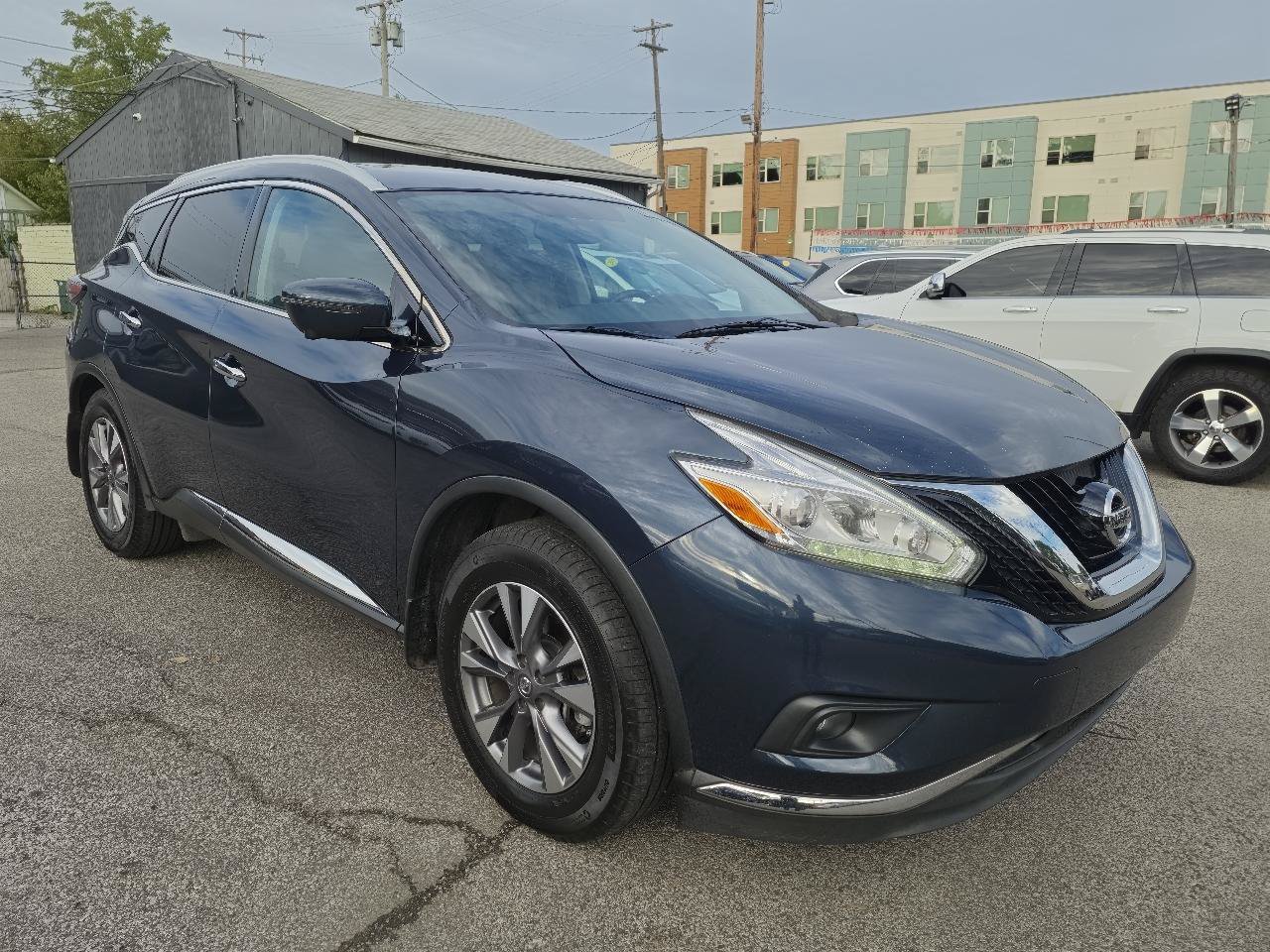Used 2017 Nissan Murano SL w/ SL Technology Package AWD/4WD image 3