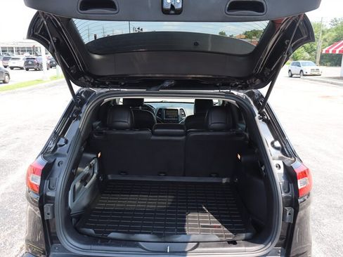 Used 2016 Jeep Cherokee Limited w/ Trailer Tow Group AWD/4WD image 27