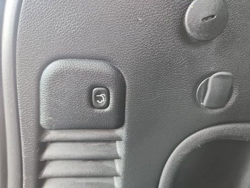 Used 2021 Jeep Grand Cherokee Limited w/ Premium Lighting Group image 14