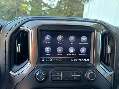 Used 2020 Chevrolet Silverado 2500 High Country w/ Z71 Off-Road Package image 30