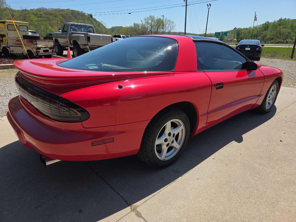 Used 1995 Pontiac Firebird Formula RWD image 5