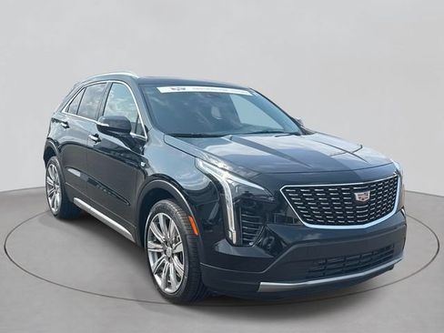 Certified 2023 Cadillac XT4 Premium Luxury w/ Technology Package AWD/4WD image 33