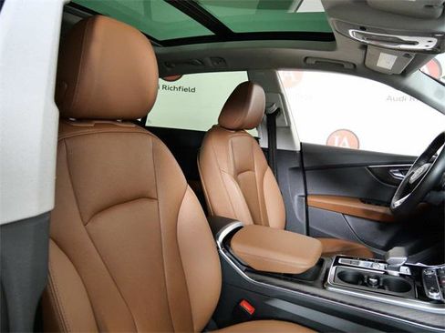 Used 2022 Audi Q8 Premium Plus image 13