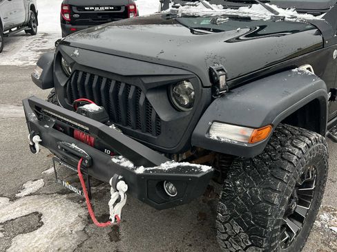 Used 2019 Jeep Wrangler Unlimited Sport S image 11