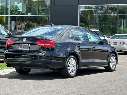 Used 2015 Volkswagen Jetta SE FWD image 3