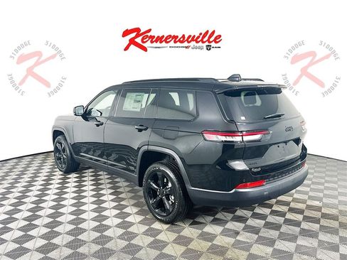 New 2025 Jeep Grand Cherokee L Altitude image 5