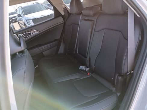 New 2026 Kia Sportage EX w/ EX Panoramic Sunroof Package image 29