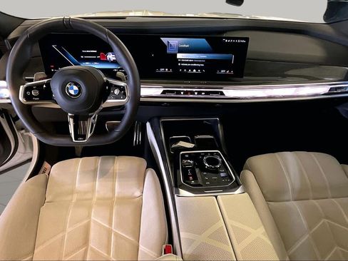 Used 2026 BMW 740i RWD image 14