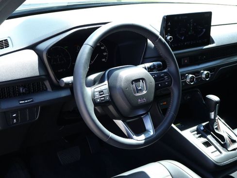 Used 2025 Honda CR-V Sport-L image 2