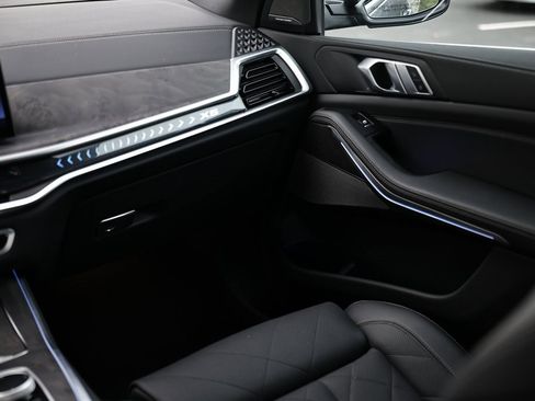 Used 2025 BMW X5 sDrive40i w/ Climate Comfort Package image 30