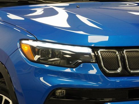 Certified 2022 Jeep Compass Limited w/ Elite Group image 6