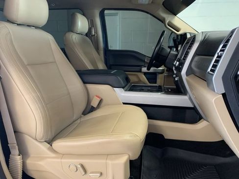Used 2017 Ford F250 Lariat w/ Lariat Ultimate Package image 5